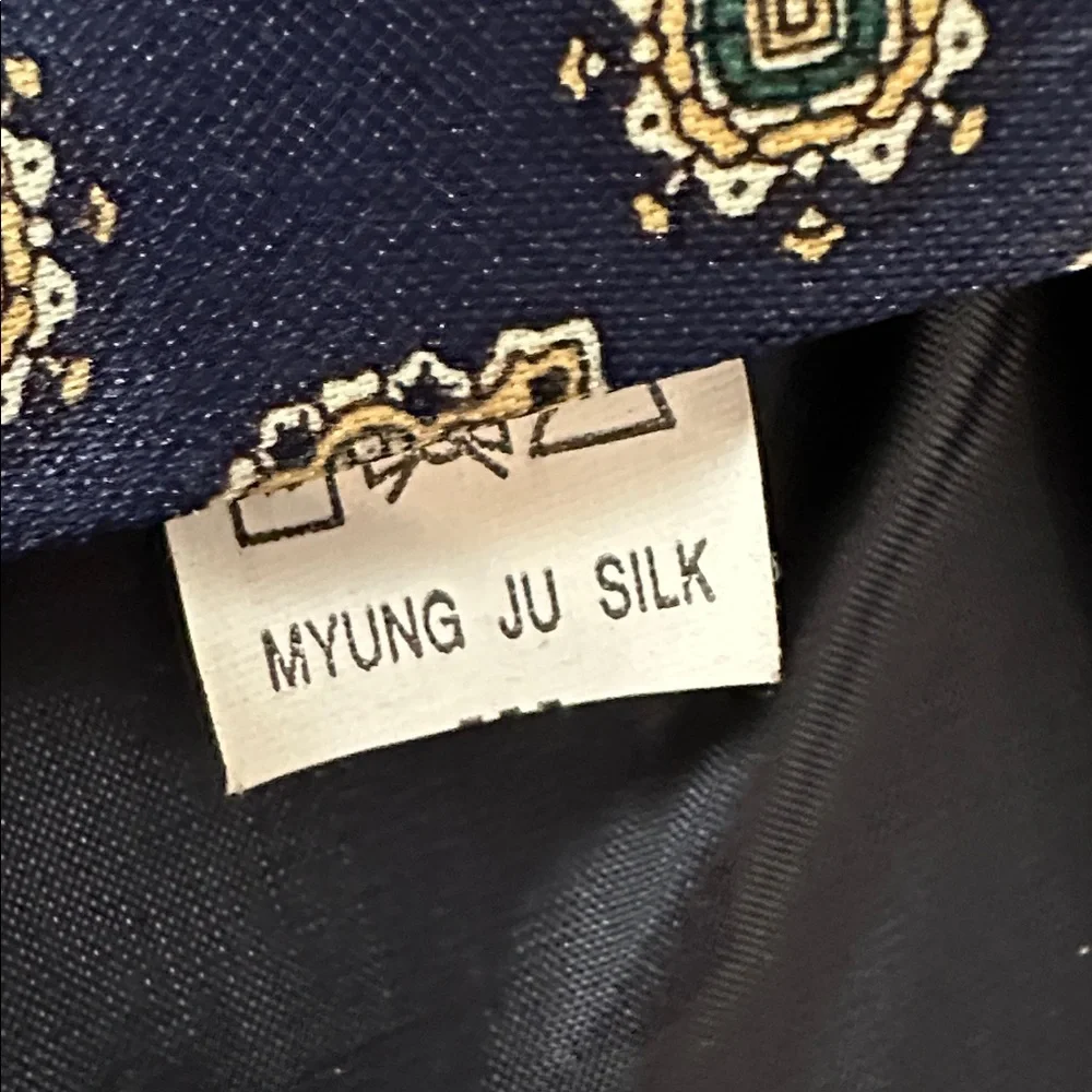 Elegant Navy and Gold Tie Necklace